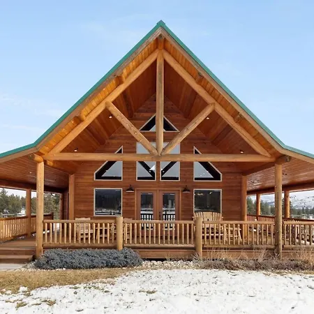 Como Peaks Cabin